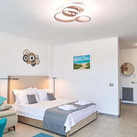 Studio Capri Spa N Pool Beach Resort Navodari Exterior photo