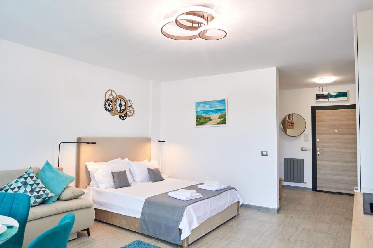 Studio Capri Spa N Pool Beach Resort Navodari Exterior photo