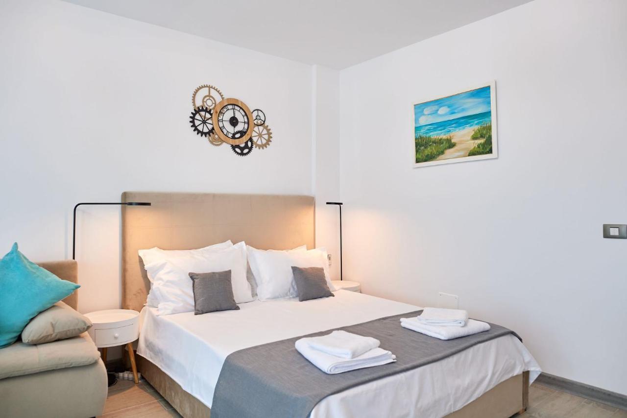 Studio Capri Spa N Pool Beach Resort Navodari Exterior photo